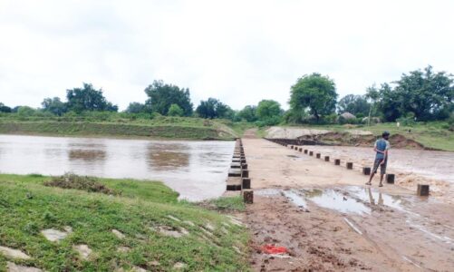 कवर्धा : मनेरगा, डीमएफ और सिचाई विभाग के सहयोग से पानी बचाने का काम शुरू